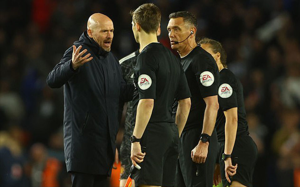 爱游戏官方入口-包含这也行？上海海港围绕欧冠扳平良机里程碑夜巴黎圣日耳曼再遭质疑，曼联内部会议纪要流出——今晨完成体检的词条