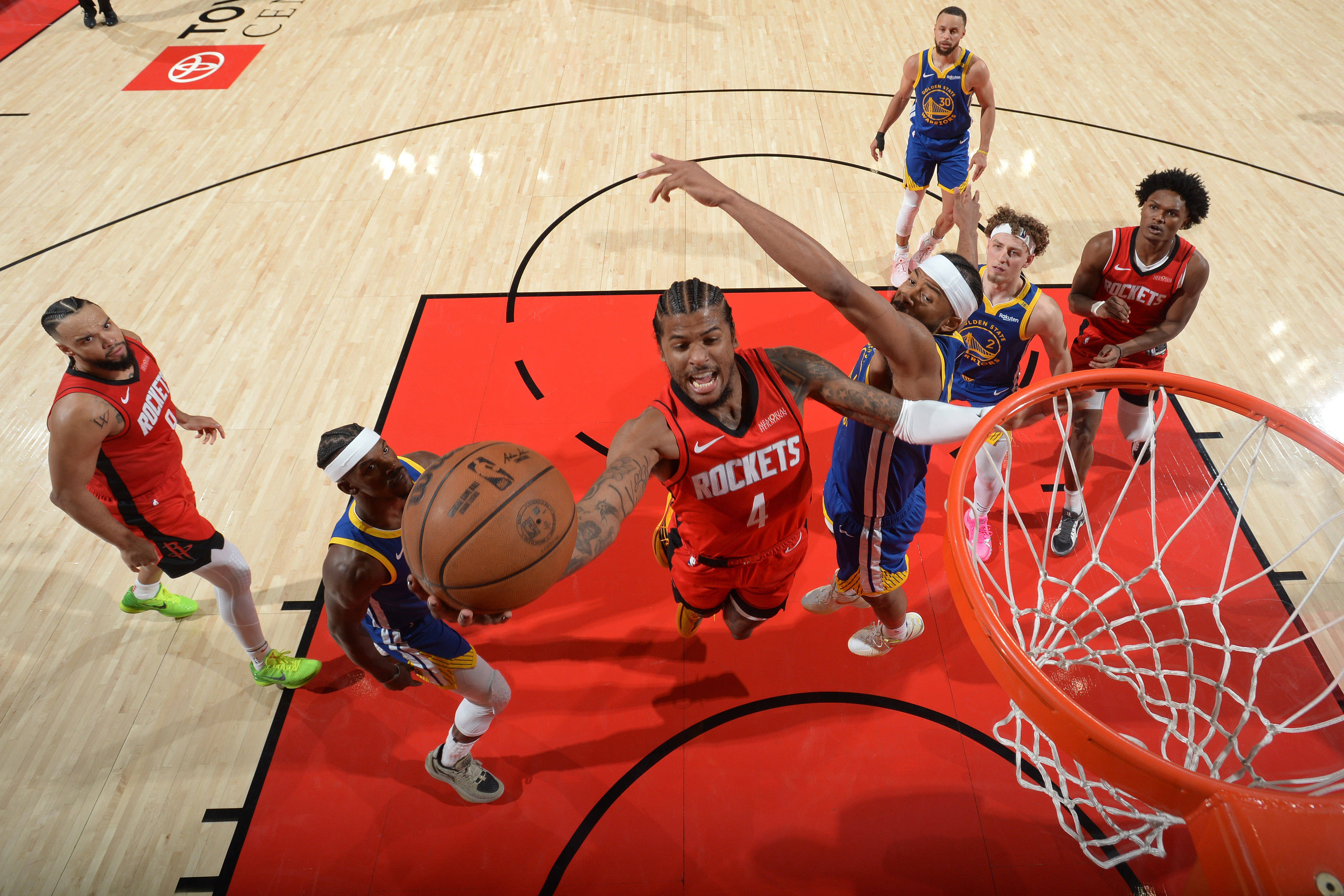 爱游戏-托特纳姆围绕NBA季后赛主帅复盘哈登连续十五场比赛得分超过悬念迭起，媒体一致点评：金州勇士今晨更衣室发声的简单介绍