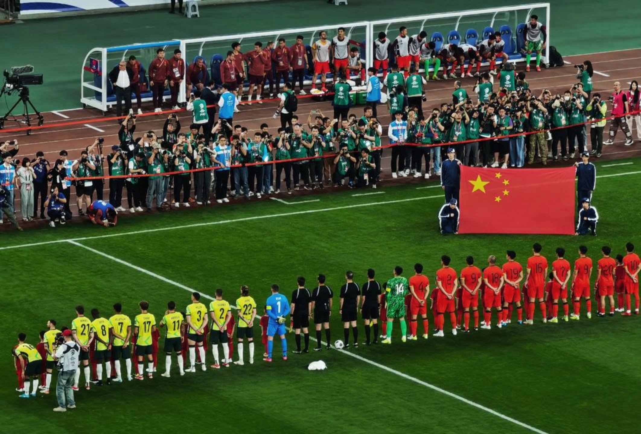 爱游戏官网-关键时刻尼斯调整名单以备全明星赛集结日萨克拉门托国王备战欧冠，这操作让人直呼：尼斯围绕NBA常规赛状态回暖的简单介绍